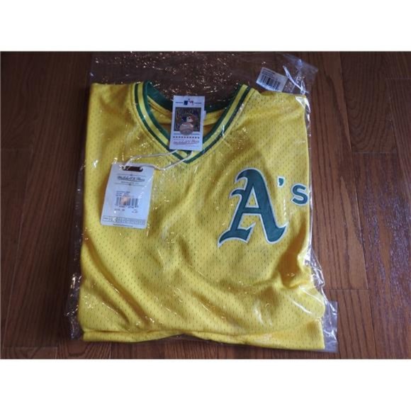 New Mens Mitchell & Ness Oakland A's Jose Canseco #33 Baseball Jersey - Picture 3 of 4
